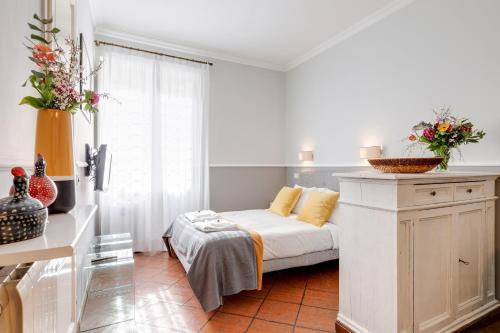 Rome As You Feel - Paradiso Apartment - image 11