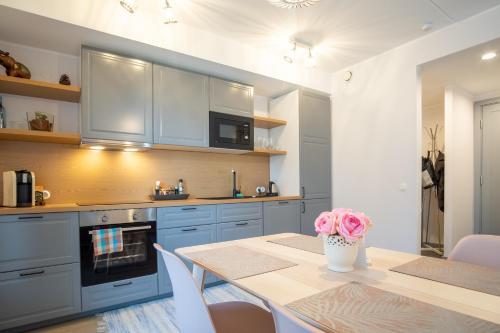Dream Stay - Brand New Apartment with Balcony & Free Parking, Tallinn (photo 5)