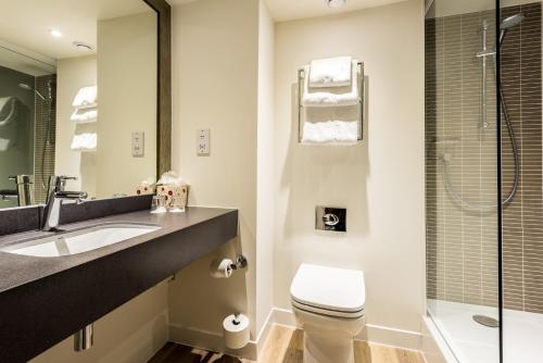 Holiday Inn Stoke on Trent M6 Jct15 an IHG Hotel - image 3
