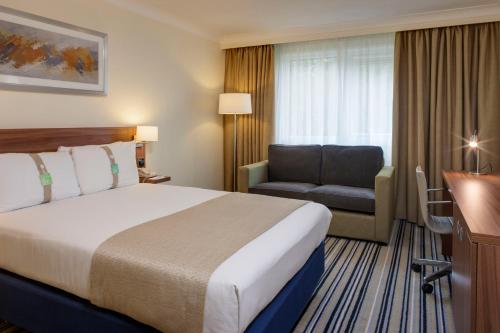 Holiday Inn Stoke on Trent M6 Jct15, an IHG Hotel