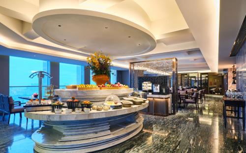 Crowne Plaza Nanning City Center, an IHG Hotel