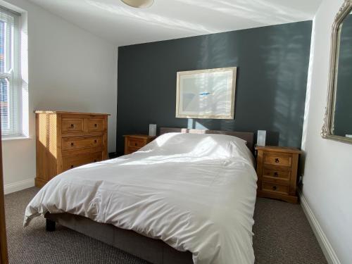 15 Queen Street, Flat 1