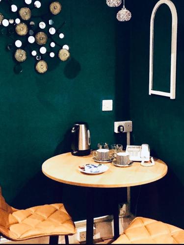 Avis Hotel in Greater London South East