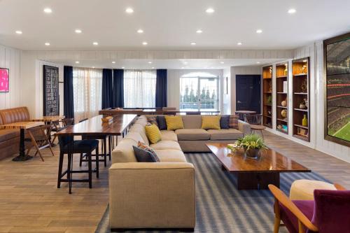 Holiday Inn - Bloomington W MSP Airport Area by IHG in Bloomington, USA