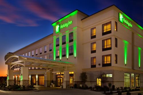 Holiday Inn Quincy, an IHG Hotel