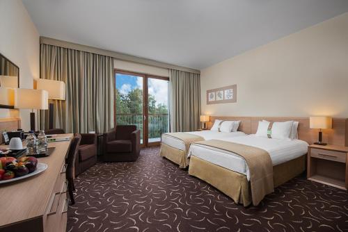 247011870 Holiday Inn Resort Warsaw Józefów by IHG