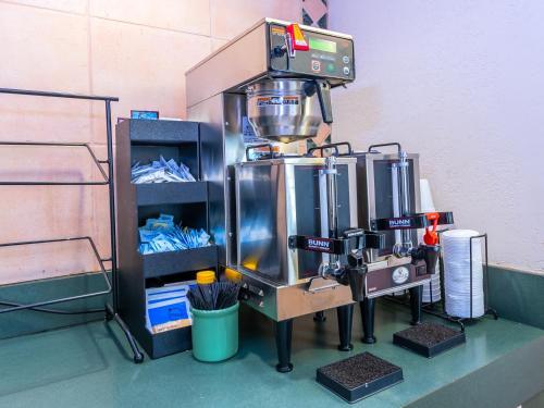 La Quinta Inn by Wyndham Clute Lake Jackson in Clute, USA