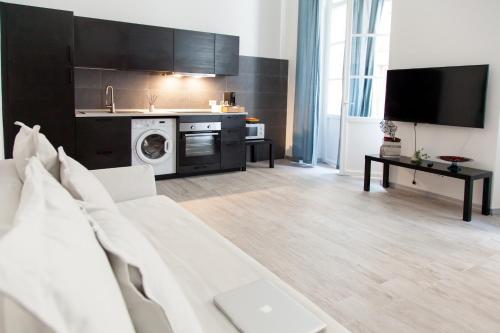 NIU LUX Apartments 2
