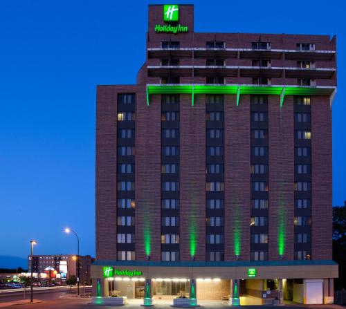 Holiday Inn Winnipeg - Airport West, an IHG Hotel