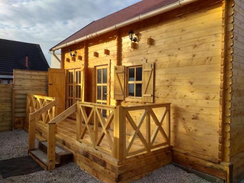 Chalet 3 étoiles entre ville et verdures gîte à louer Saint-Pryvé-Saint-Mesmin