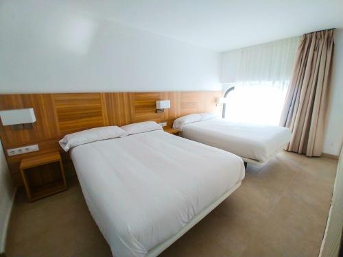 Apartaments Lauria - image 7