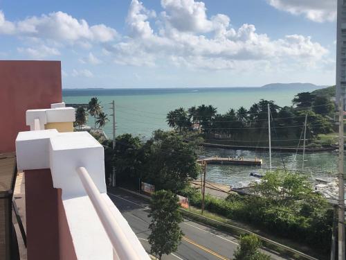 B&B Fajardo - Oasis Luxury Penthouse with Ocean and Marina Views - Bed and Breakfast Fajardo