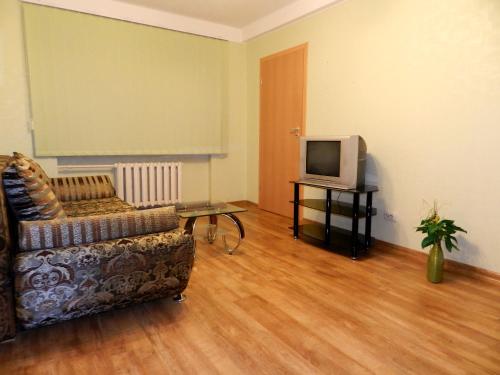 2-room Apartment on Haharina Street 1-a. Center - image 4