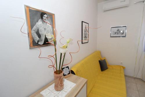 Apartments and rooms with parking space Pag - 13060 - image 12