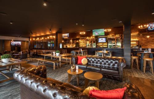 مطعم, Nightcap at Manhattan Hotel in Mitcham