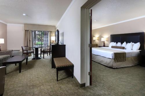 Best Western Tucson Intl Airport Hotel & Suites