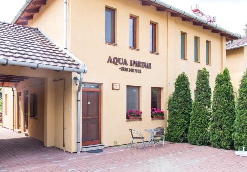 エントランス, Aqua Apartman in ジュラ