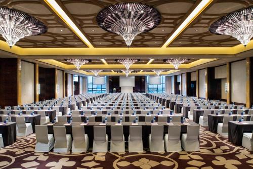 247098429 Crowne Plaza Hefei by IHG
