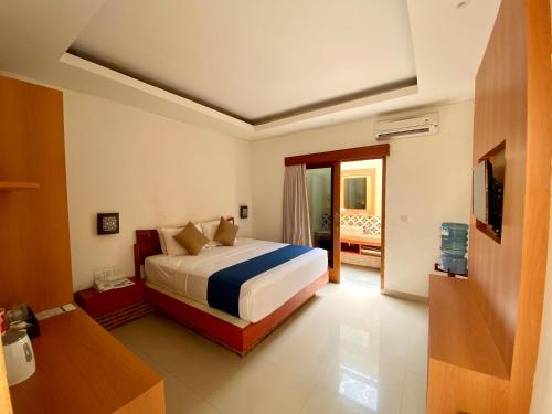 Deluxe Double Room - Tropical Bathroom without Private Pool room in La Bella Hotel Villa and Spa