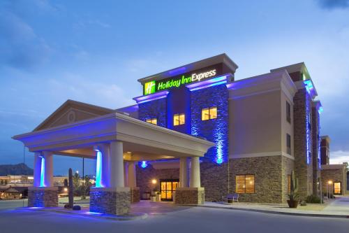 . Holiday Inn Express & Suites Truth or Consequences by IHG - Newly Renovated