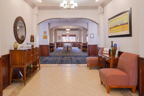 Holiday Inn Express & Suites Alamosa by IHG