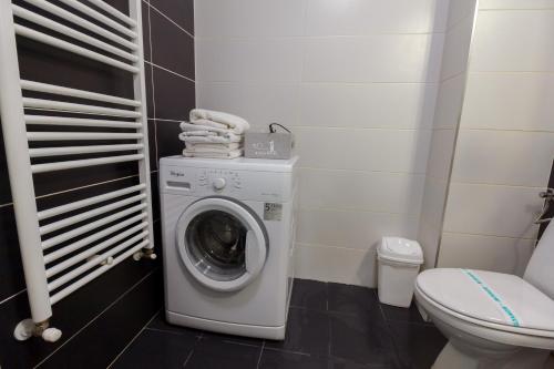 Gold Class Apartments AMS