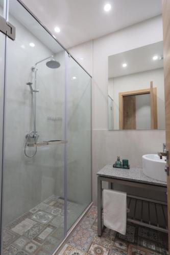 Andor Hotel - image 8