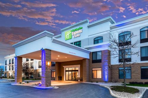Holiday Inn Express & Suites Cedar Falls - Waterloo by IHG in Cedar Falls, USA