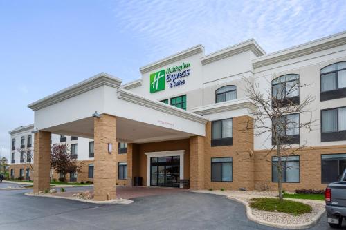 Holiday Inn Express & Suites Cedar Falls - Waterloo