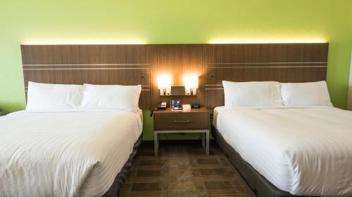 Holiday Inn Express & Suites - Dripping Springs - Austin Area, an IHG Hotel
