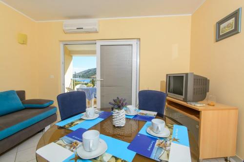 Apartments Anton - image 14