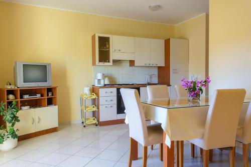 Apartments Anton - image 12