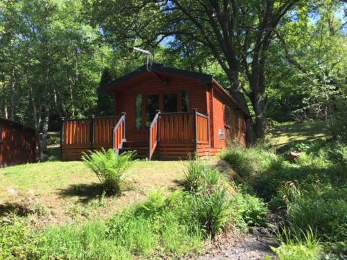 L11 - The Harlech Lodge with Hot Tub 1