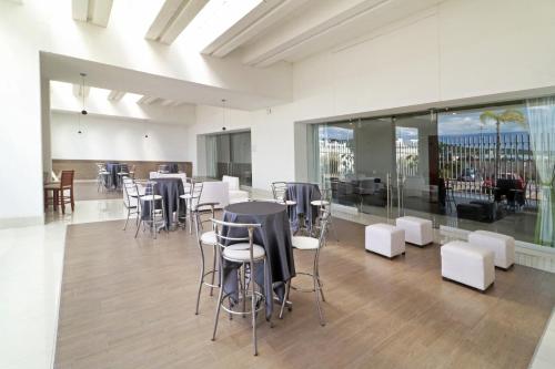 克雷塔罗卵克里斯塔尔假日酒店 克雷塔罗卵克里斯塔尔假日酒店