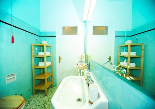 Live in Athens, PSYRRI Central Apartments, Athens (photo 7)
