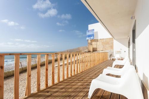  Blue Buddha Beach Rooms & Suites in Ericeira