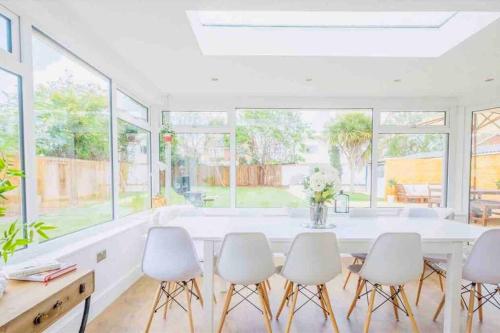 Gorgeous Luxury Chalet, New Forest & Coast & in Hordle