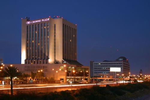 Crowne Plaza Hotel Monterrey, an IHG Hotel