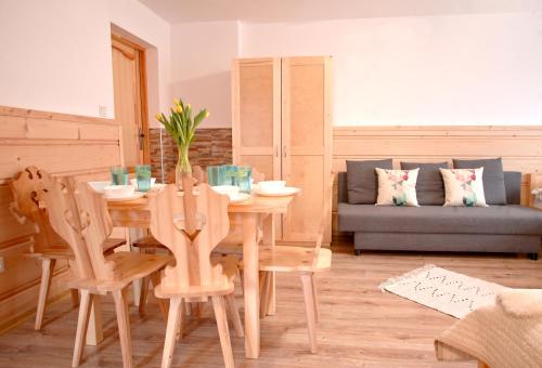 자코파네 Willa Przy Skoczni 4성급 게스트하우스 로비