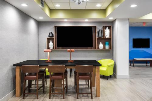 Holiday Inn Express Hotel & Suites Bartow by IHG in Bartow, USA
