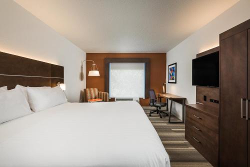 Holiday Inn Express Hotel & Suites Bartow in Bartow (FL)