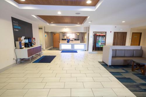 Holiday Inn Express & Suites Iron Mountain, an IHG Hotel in Iron Mountain, USA