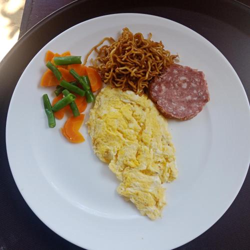 Food and beverages, jungleadventure cabin camping near Bedugul Botanical Garden