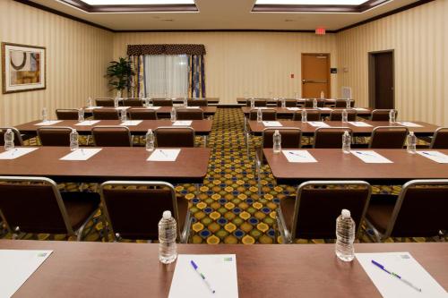 Holiday Inn Express Hotel & Suites Austin South - Buda By IHG - 회의실/연회장