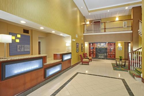 Holiday Inn Express Hotel & Suites Buford-Mall Of Georgia an IHG Hotel - image 8