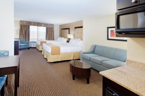 Holiday Inn Express Hotel & Suites Cordele North, an IHG Hotel