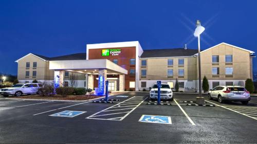 Holiday Inn Express Hotel & Suites Crossville By IHG - 숙소 외관