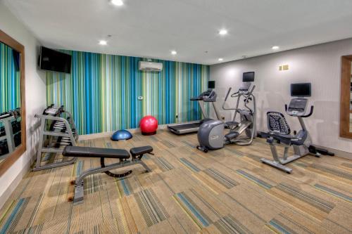 Holiday Inn Express Hotel & Suites Crossville By IHG - 피트니스 센터
