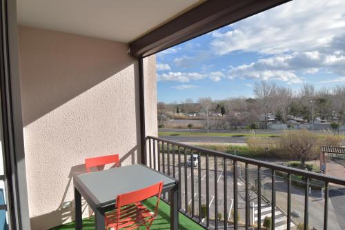 T2 cabine dans residence avec piscine le lagon bleu FG