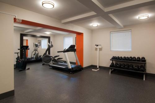 Holiday Inn Express & Suites Nashville-I-40 & I-24(Spence Lane) By IHG - 스파